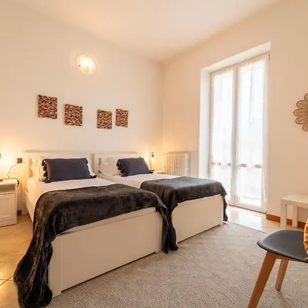 Apartamento Bright And Cozy In By Wonderful Italy