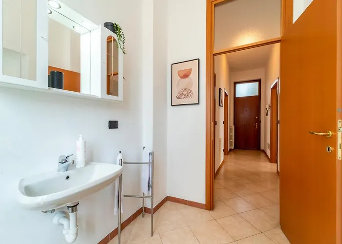 Bright And Cozy In By Wonderful Italy *