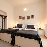 Bright And Cozy In By Wonderful Italy Menaggio