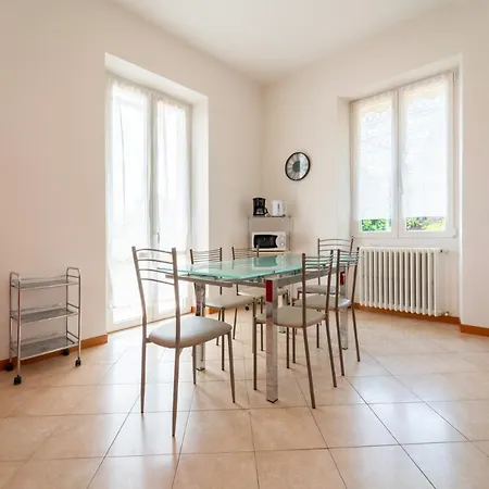 Bright And Cozy In By Wonderful Italy דירה מנאג'יו